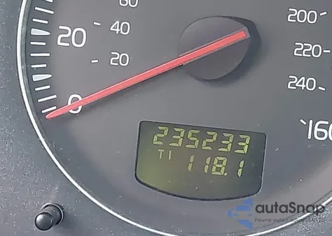 2005 Volvo Xc90 2.5T from USA, damaged, VIN YV1CY592251195764